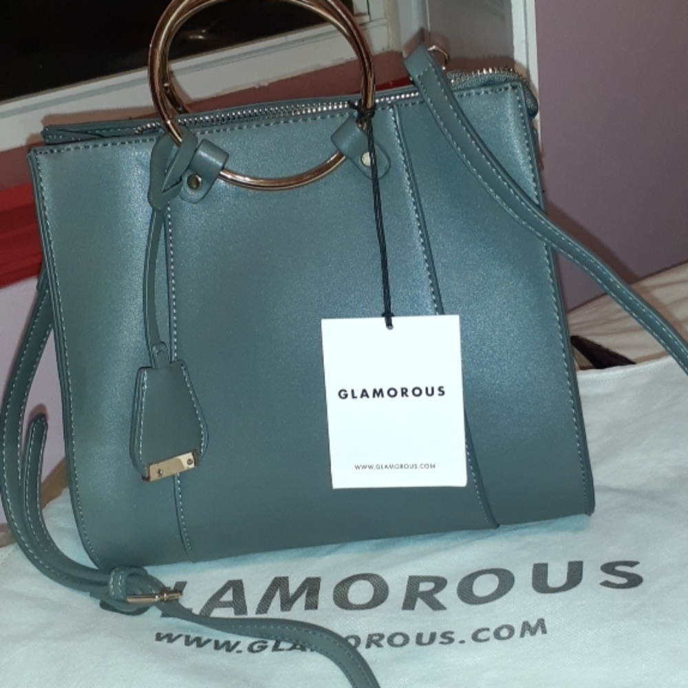 NWT Glamourous silver handbag